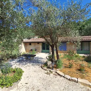 Domaine Du Val Des Nymphes - D'hotes Bed & Breakfast